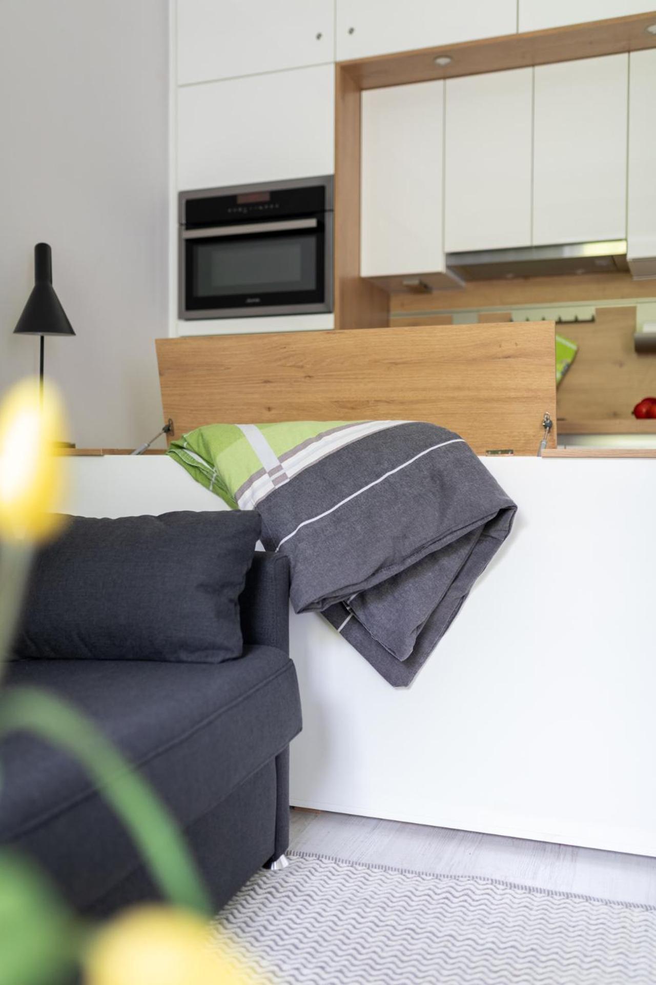 Apartment 22